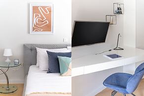 Elegant 2BR Apartment in Kolonaki