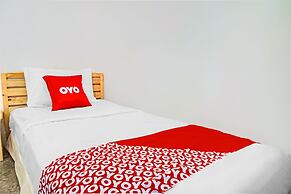 OYO 90187 Puri Allisa Syariah