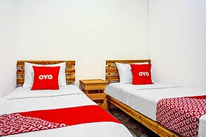 OYO 90187 Puri Allisa Syariah