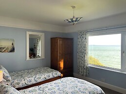 Rocklea Seaside Cottage