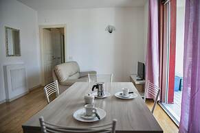 Como Comfort Flat by Wonderful Italy
