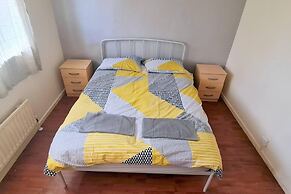 4-bed House in South London