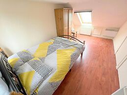 4-bed House in South London
