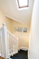 9B St Marks Road