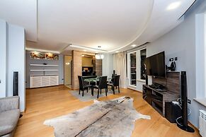 Luxury Penthaus 3 Bedrooms Apartment in Sofia,