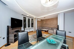 Luxury Penthaus 3 Bedrooms Apartment in Sofia,