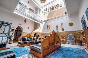 RIAD AMANA
