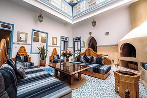 RIAD AMANA