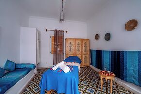 RIAD AMANA