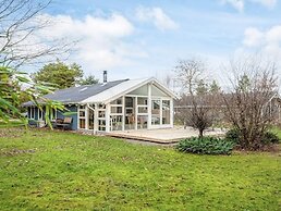 6 Person Holiday Home in Ulfborg