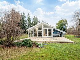 6 Person Holiday Home in Ulfborg