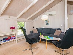 6 Person Holiday Home in Ulfborg