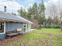 6 Person Holiday Home in Ulfborg