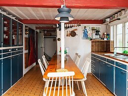 6 Person Holiday Home in Augustenborg