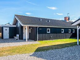 6 Person Holiday Home in Ebeltoft