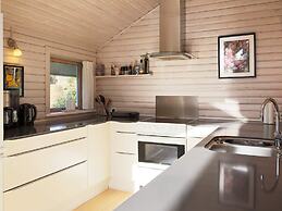 8 Person Holiday Home in Dronningmolle