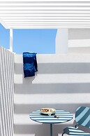 Neo Suites