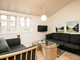 6 Person Holiday Home in Jerup