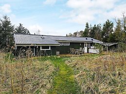 6 Person Holiday Home in Jerup