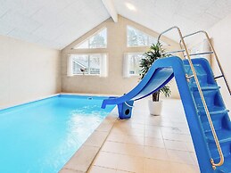 5 Star Holiday Home in Vaeggerlose