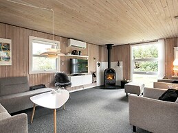 6 Person Holiday Home in Hals