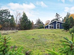 6 Person Holiday Home in Hals