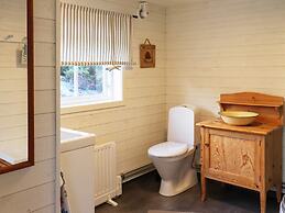 9 Person Holiday Home in Frandefors