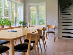 6 Person Holiday Home in Aplared-by Traum