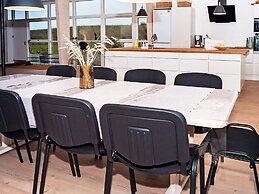 10 Person Holiday Home in Logstor-by Traum