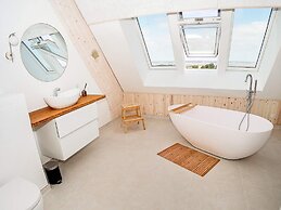 10 Person Holiday Home in Logstor-by Traum