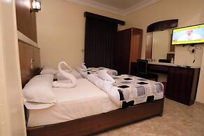 New Saint Catherin Hotel