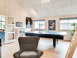 5 Star Holiday Home in Vejby