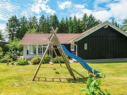 4 Star Holiday Home in Hojslev