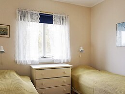 4 Star Holiday Home in Stromstad