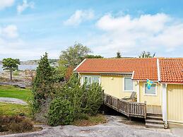 4 Star Holiday Home in Stromstad