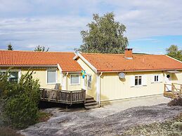 4 Star Holiday Home in Stromstad
