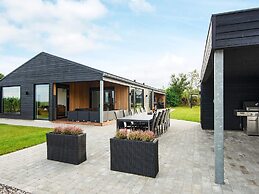 5 Star Holiday Home in Vinderup