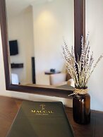 Maccal Hotel