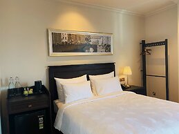 Maccal Hotel