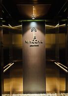 Maccal Hotel