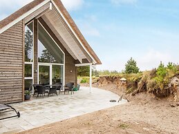 5 Star Holiday Home in Romo