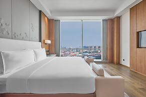 Crowne Plaza Phnom Penh by IHG