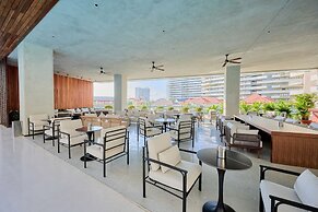 Crowne Plaza Phnom Penh by IHG