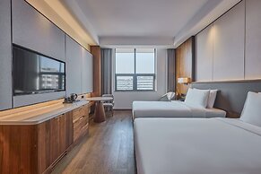 Crowne Plaza Phnom Penh by IHG