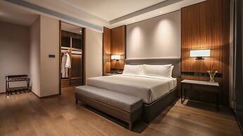 Crowne Plaza Phnom Penh by IHG