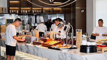 Crowne Plaza Phnom Penh by IHG