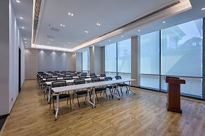 Crowne Plaza Phnom Penh by IHG