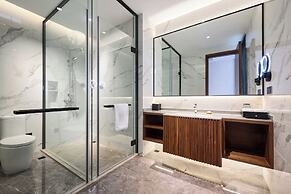 Crowne Plaza Phnom Penh by IHG