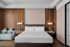 Crowne Plaza Phnom Penh by IHG