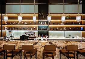 Crowne Plaza Phnom Penh by IHG